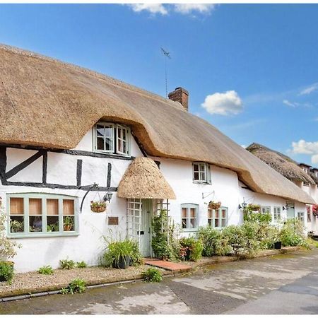 Michaelmas Cottage Upavon Bagian luar foto